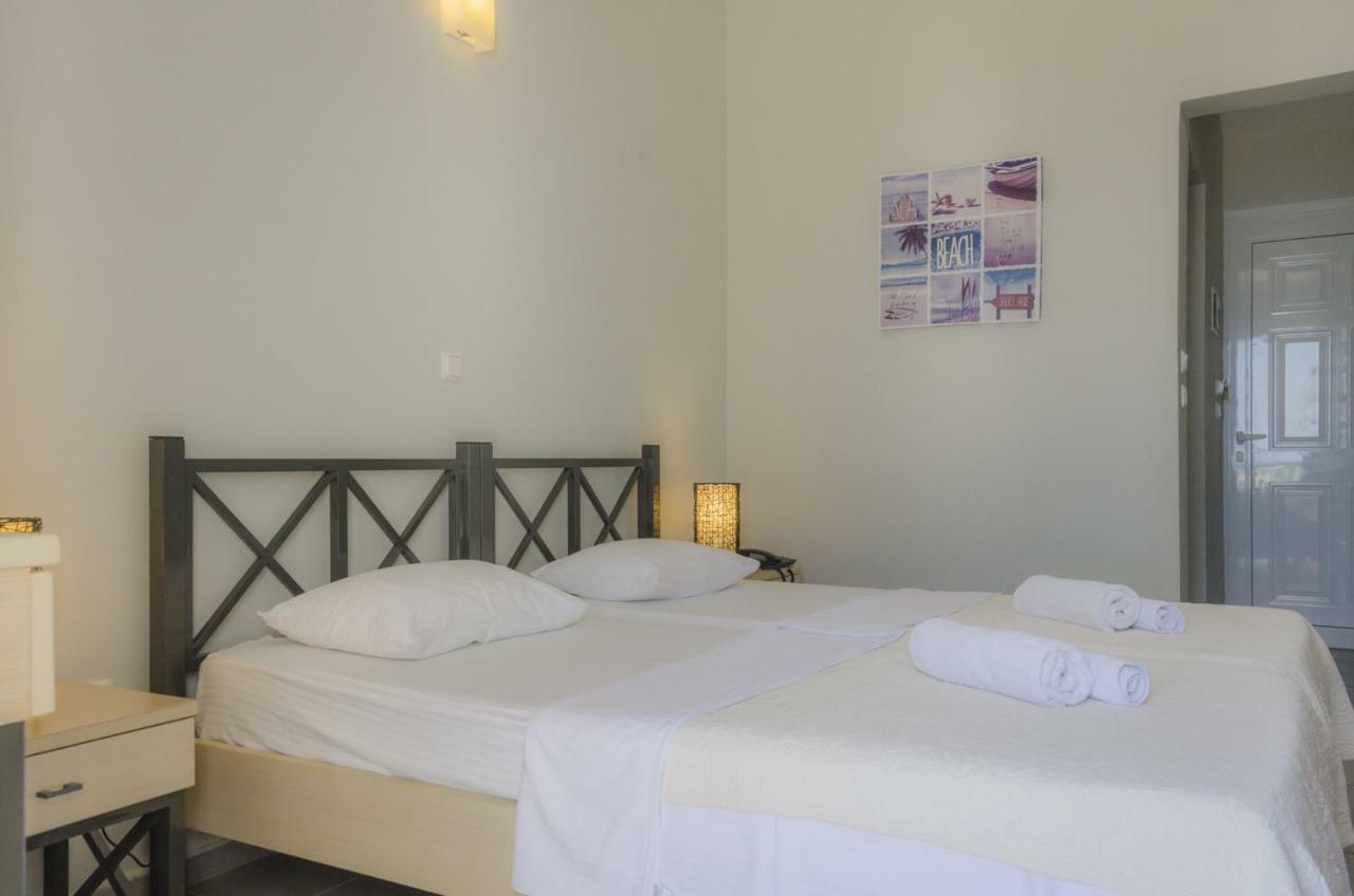 Dionysos Hotel Skala Potamia  Extérieur photo